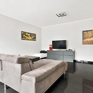 esch-alzette-city-studio.luxembourghotelsguide.com/